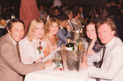 С Л. Максаковой, Л. Голубкиной, А. Мироновым и Люсей. Париж, 1979 г.